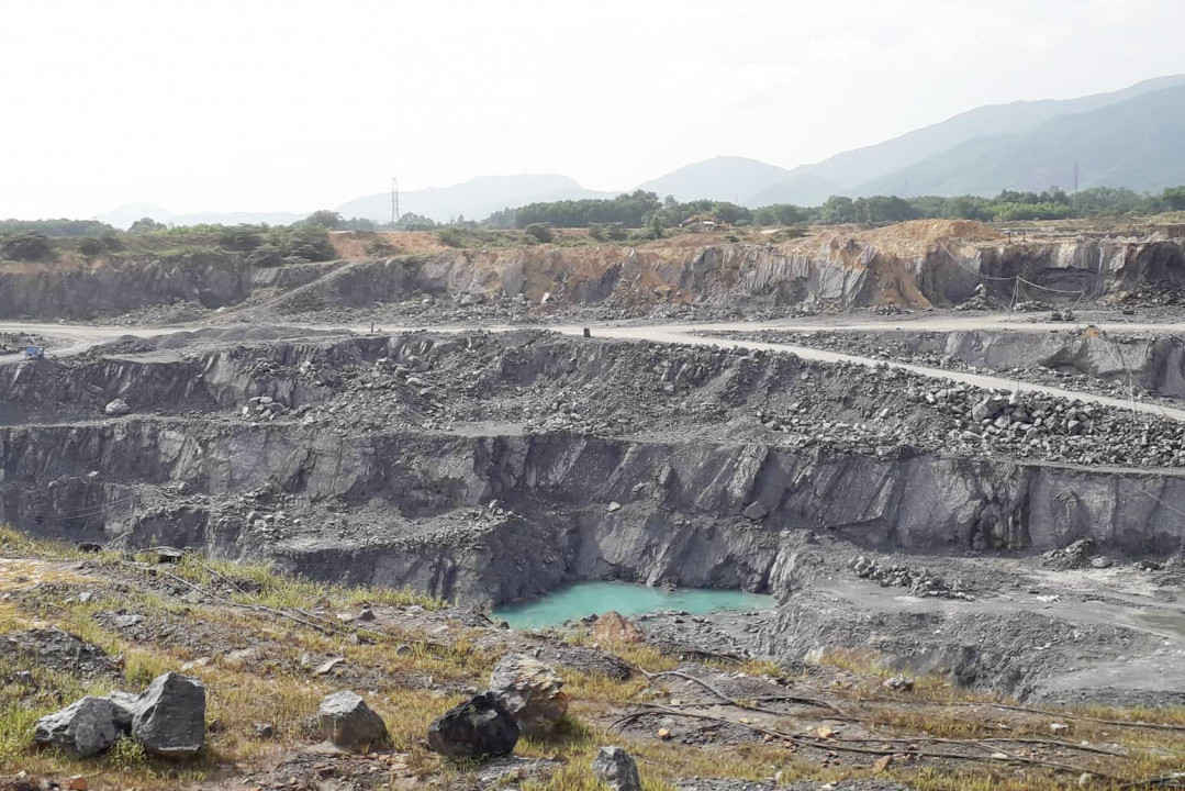 Khu vực mỏ đá vôi Đồng Lâm đang được khai thác