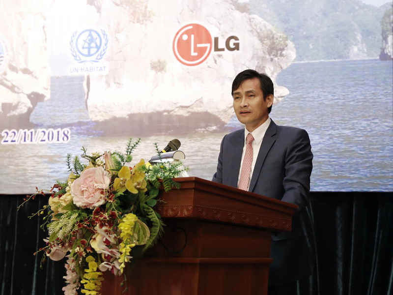 Thứ trưởng Trần Quý Kiên phát biểu tại Hội thảo