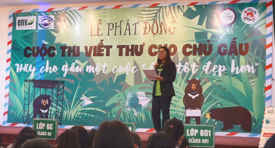 Bà Nguyễn Thị Phương Dung- PGĐ ENV phát động cuộc thi viết thư cho chủ gấu với tên gọi: “Hãy cho gấu cuộc sống tốt đẹp hơn”
