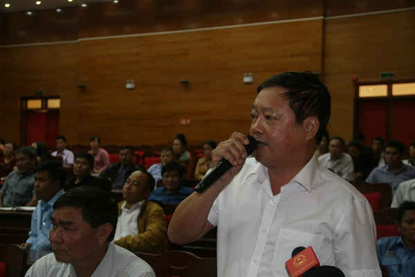 Cử tri huyện Yên Châu kiến nghị với Đoàn đại biểu Quốc hội tỉnh Sơn La