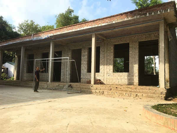 Công trình 2 phòng học của trường Tiểu học do thiếu vốn đã “đứt gánh giữa đường”