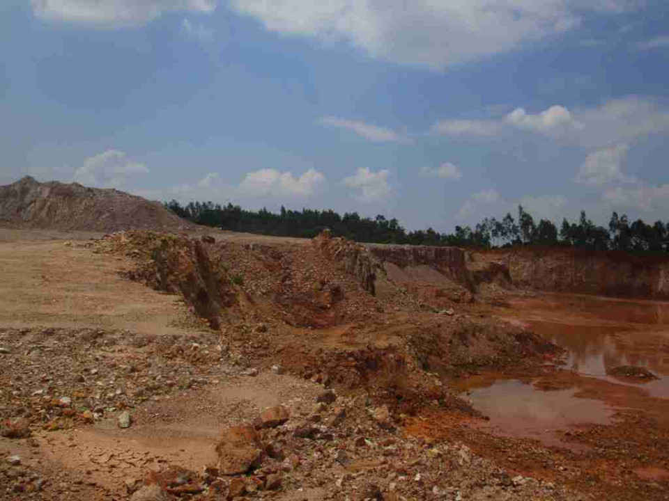 Hàng triệu m3 đất đồi Hỏa Sơn, thị xã An Nhơn bị khai thác trái phép