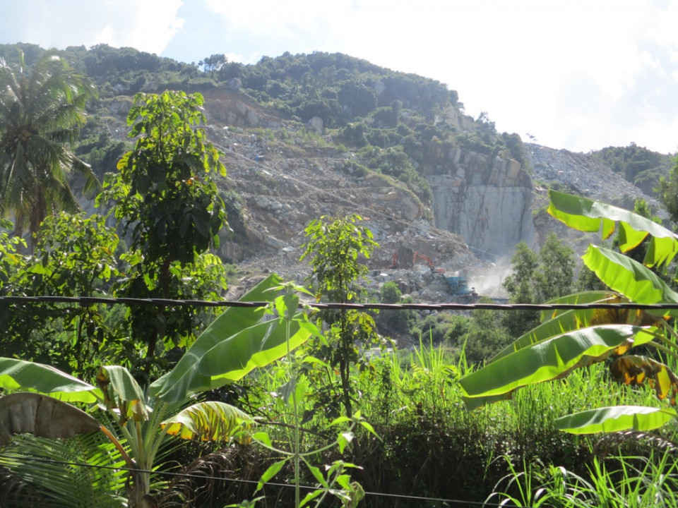 Diện tích khu vực khai thác đá tại núi Chùa ngày càng được mở rộng thêm 