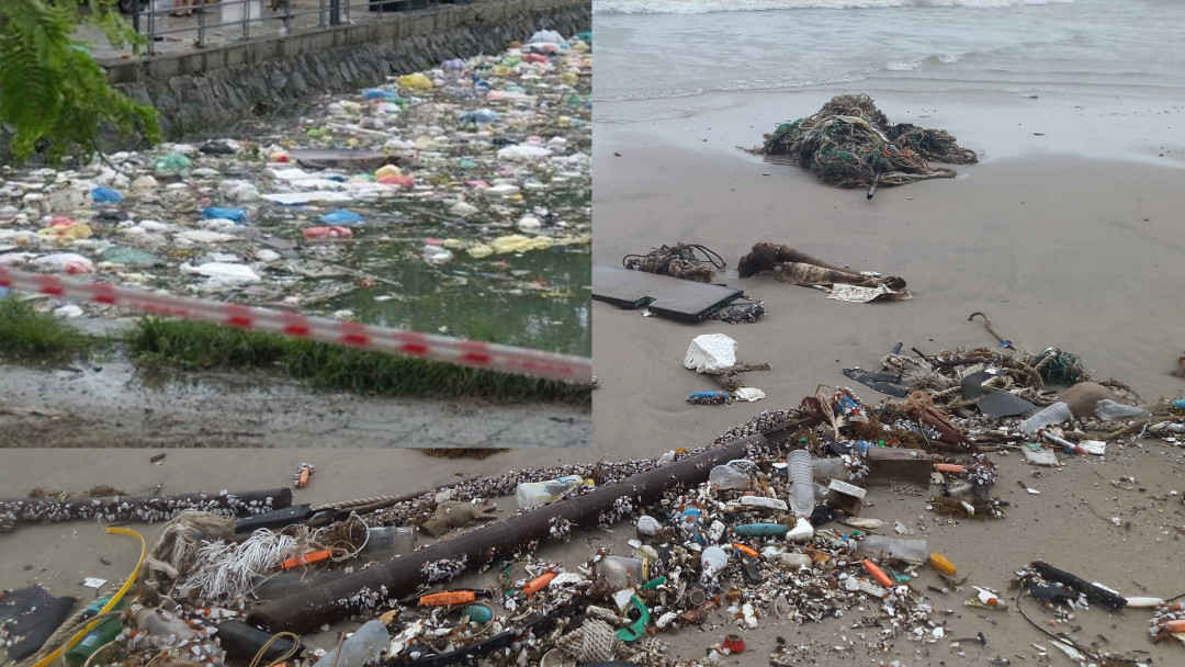 Đường phố và bờ biển Đà Nẵng ngập tràn rác sau mưa lũ