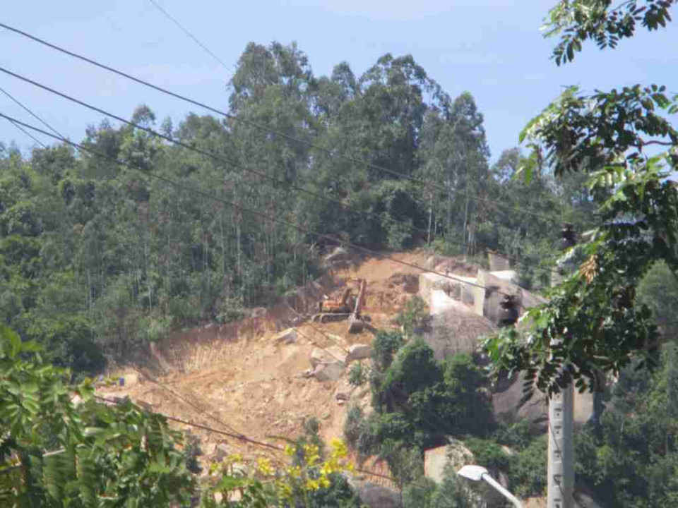 Công ty TNHH Xuân Nguyên ký thỏa thuận 400 triệu với dân để được khai thác đá 