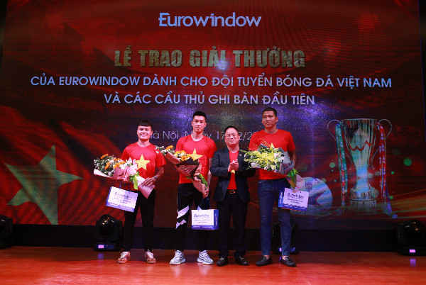eurowindow trao giải