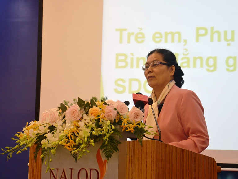 Chủ tịch Hội bảo vệ quyền trẻ em Việt Nam Nguyễn Thị Thanh Hòa phát biểu
