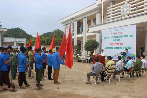 UBND huyện Mai Sơn tổ chức lễ phát động Chiến dịch làm cho thế giới sạch hơn năm 2018