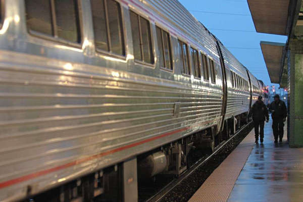 Amtrak hủy các chuyến tàu, giảm các dịch vụ trước cơn bão mùa đông