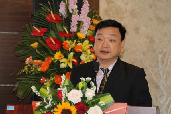 Ông Hồ Huy Thành- Giám đốc Sở TN&MT Hà Tĩnh báo cáo tình hình công tác, triển khai nhiệm vụ của ngành trong năm 2019