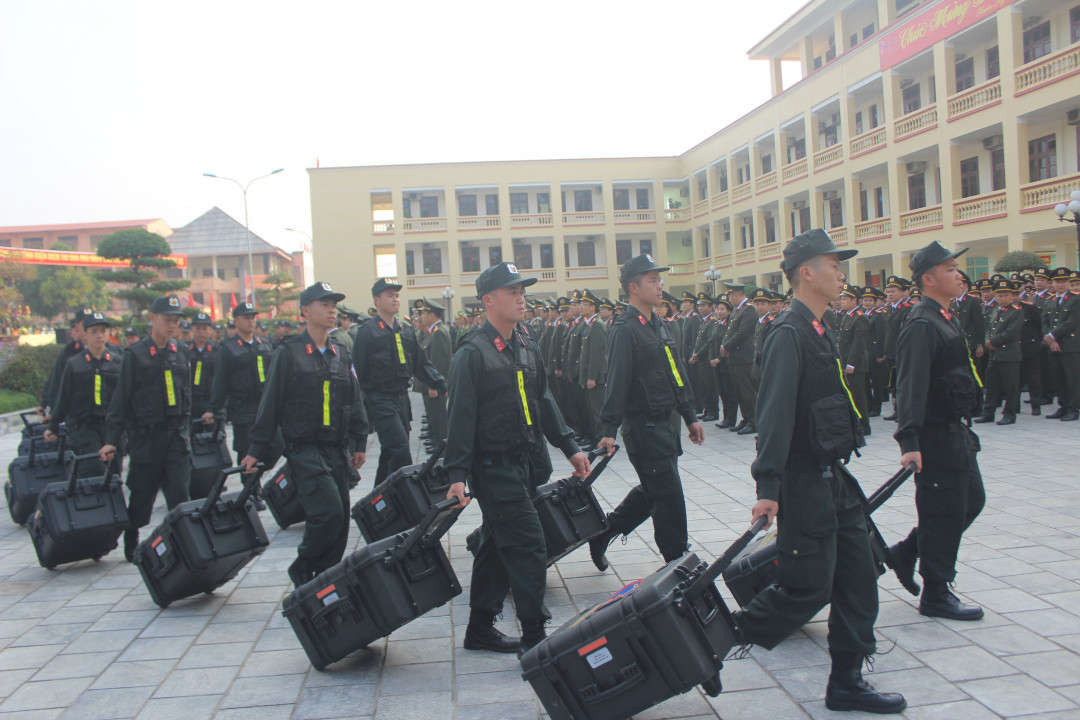 Hơn 800 chiến sĩ Công an tỉnh Điện Biên được tăng cường xuống các địa bàn trọng điểm