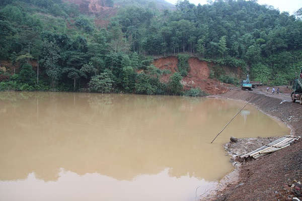 Tỉnh Yên Bái yêu cầu các cơ sở khai thác, chế biến khoảng sản trên địa bàn thực hiện nghiêm túc về an toàn đập chắn và hồ chứa