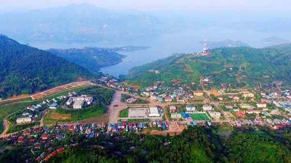 Trung tâm huyện Quỳnh Nhai