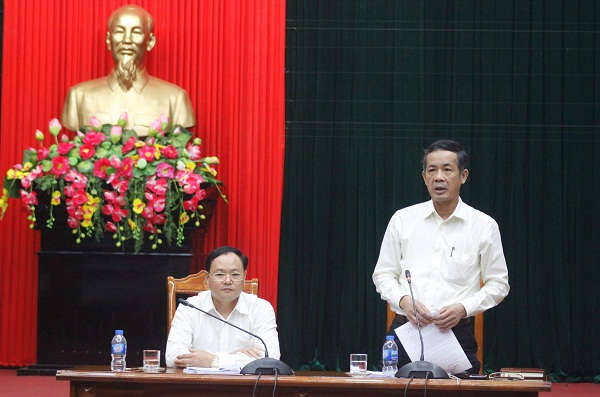 Ông Trần Công Thuật- Phó Bí thư Thường trực Tỉnh ủy, Chủ tịch UBND tỉnh Quảng Bình phát biểu tại Hội nghị