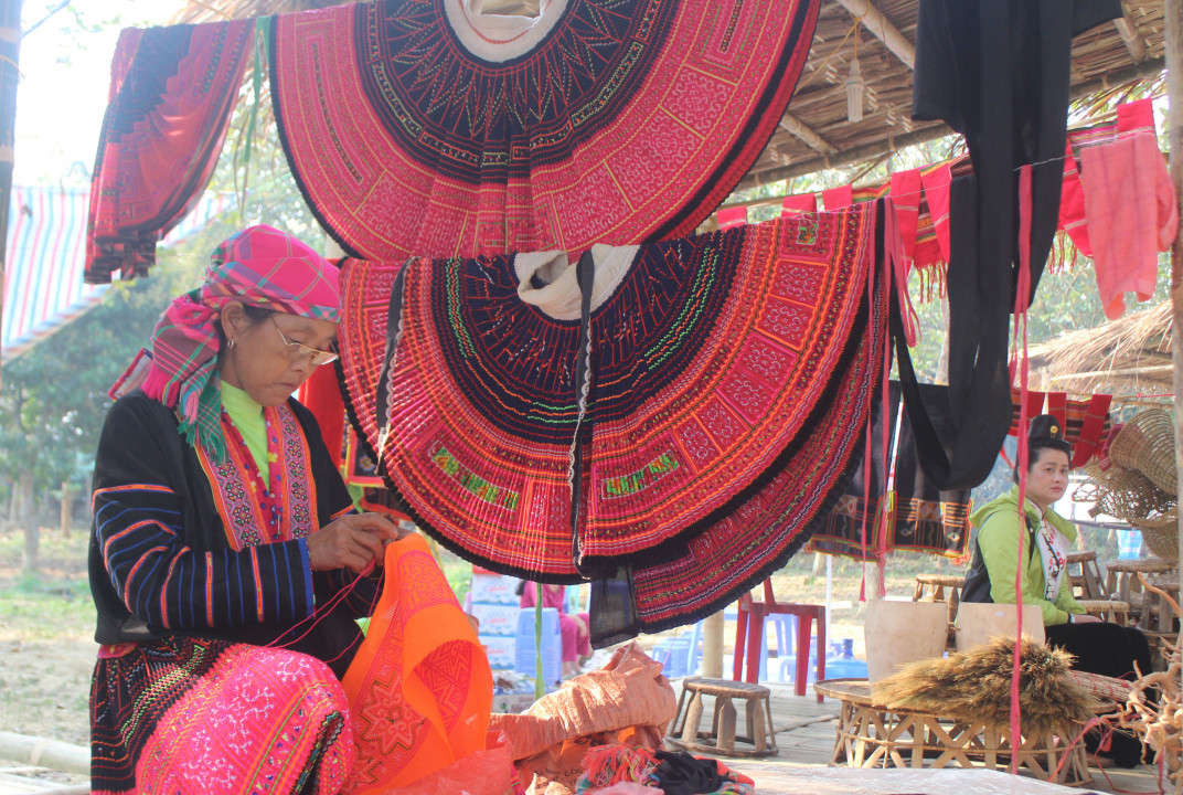 Nét đặc trưng của dân tộc Mông được giới thiệu tại 'Phiên chợ vùng cao'