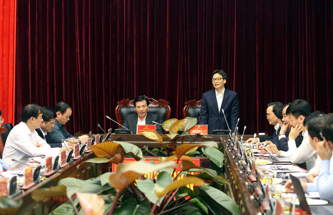 Phó Thủ tướng Vũ Đức Đam phát biểu chỉ đạo tại buổi làm việc với lãnh đạo tỉnh Điện Biên