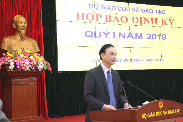 Ông Nguyễn Viết Lộc – Chánh văn phòng Bộ GDĐT phát biểu 