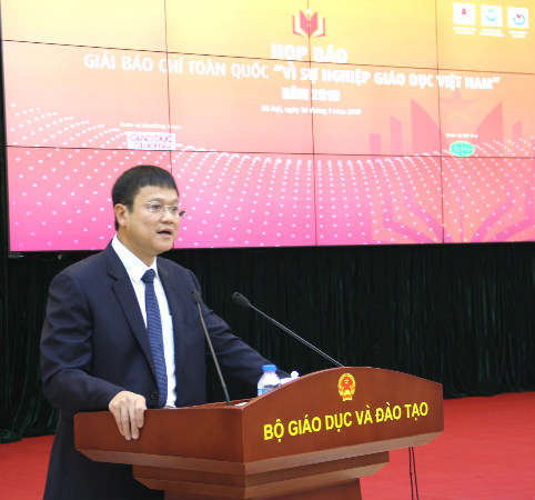 Thứ trưởng Bộ GDĐT Lê Hải An – Trưởng Ban chỉ đạo cho biết: Giải báo chí toàn quốc “Vì sự nghiệp Giáo dục Việt Nam”
