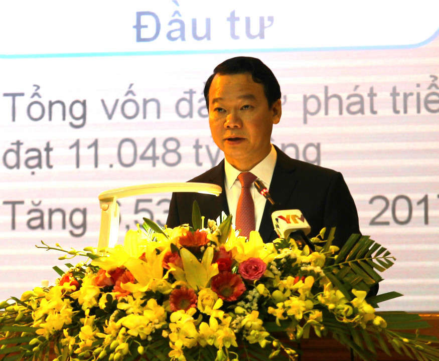 Chủ tịch UBND tỉnh Yên Bái, ông Đỗ Đức Duy giải đáp một số thác mắc của các nhà đầu tư