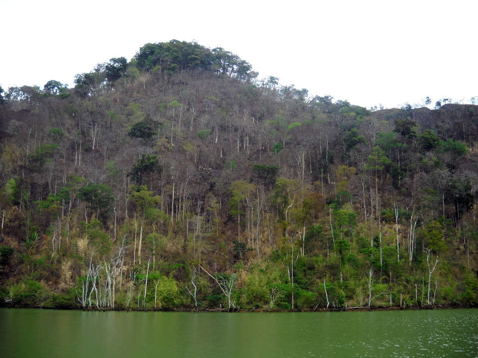 Ảnh môi trường sinh thái quanh lưu vực sông Sê San đang bị hủy hoại nặng nề (1)