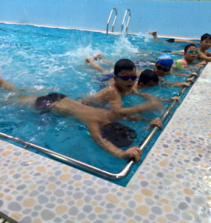Tỉnh Quảng Nam đề nghị Sở Giáo dục và Đào tạo chủ trì, phối hợp với các cơ quan, đơn vị liên quan khảo sát, xây dựng Đề án phổ cập bơi cho học sinh trong trường học