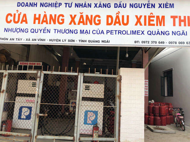 Việc cạn kiệt nguồn xăng trên đảo khiến nhiều của hàng xăng ở huyện đảo Lý Sơn buộc phải đóng cửa
