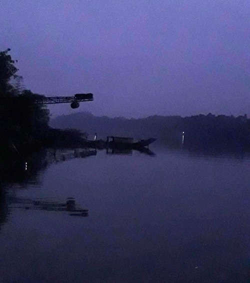 “Cát tặc” hoạt động vào ban đêm ở thượng nguồn sông Hương