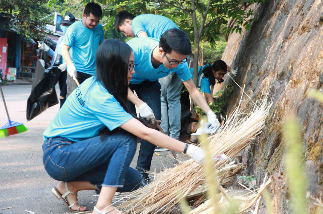 Phong trào nhặt rác thải đang được lan tỏa mạnh mẽ tại Huế