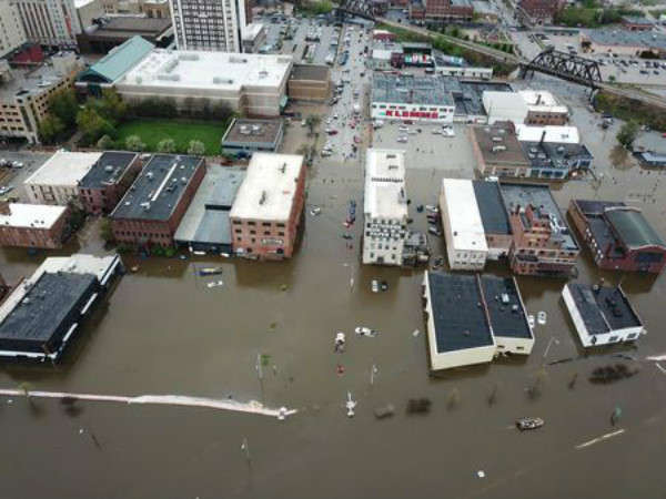 Toàn cảnh trên không về lũ lụt ở Davenport, Iowa, Mỹ vào ngày 30/4/2019
