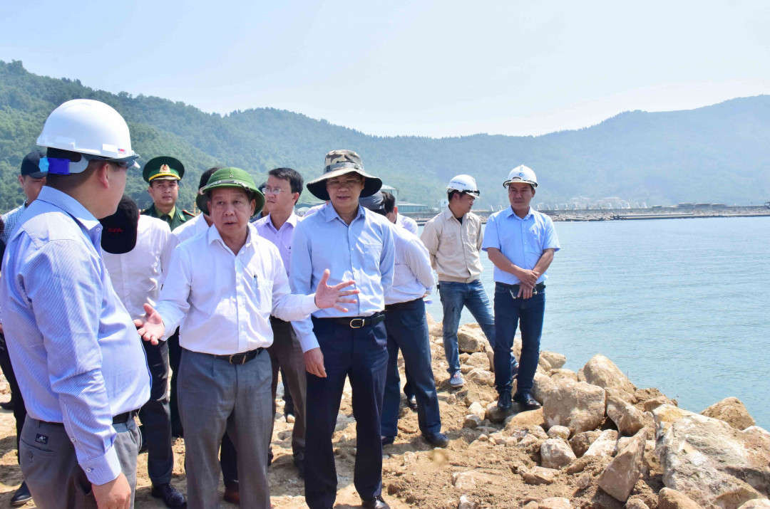 Lãnh đạo Thừa Thiên Huế khảo sát công tác giải phóng mặt bằng các dự án lớn tại Chân Mây- Lăng Cô