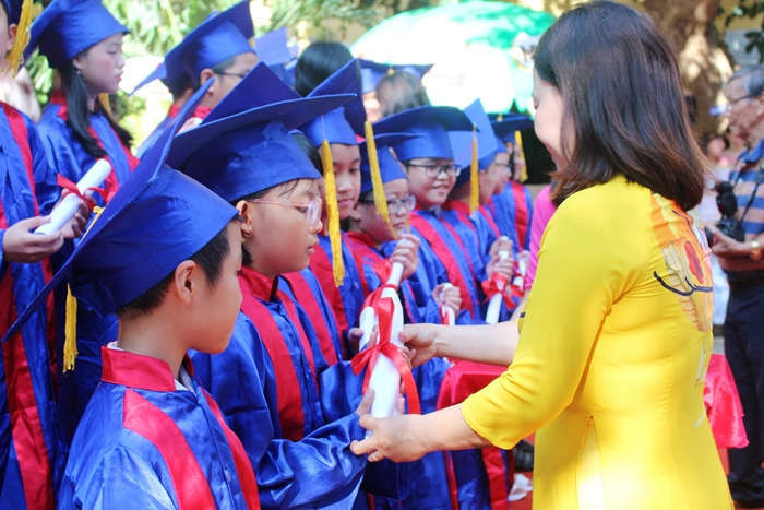 1. Năm học 2018 - 2019 ngành giáo dục thành phố Đà Nẵng đã có những chuyển biến tích cực, các trường học đều hoàn thành tốt mục tiêu, nhiệm vụ năm học