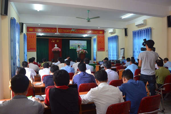 Buổi tập huấn được tổ chức tại Trung tâm hội nghị huyện Lang Chánh.