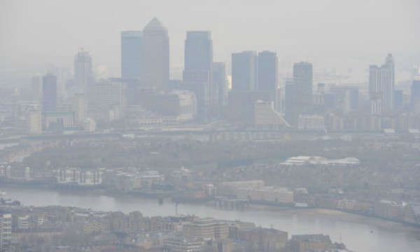 Ô nhiễm không khí tại London. Nồng độ ô nhiễm ngoài trời tăng đồng nghĩa nồng độ này cũng tăng trong nhà. Ảnh: Nick Ansell / PA