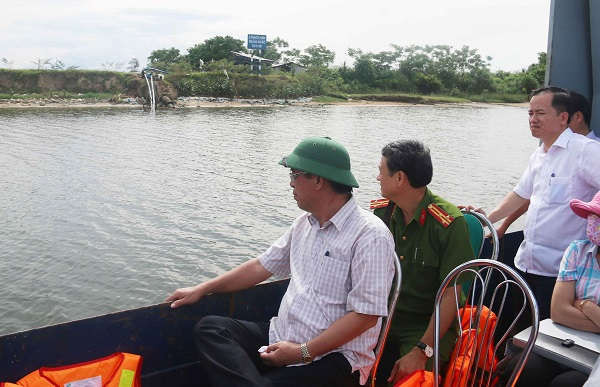 Dù lãnh đạo tỉnh Quảng Trị đã kiểm tra, xử lý nhưng tình trạng khai thác cát trái phép vẫn rầm rộ