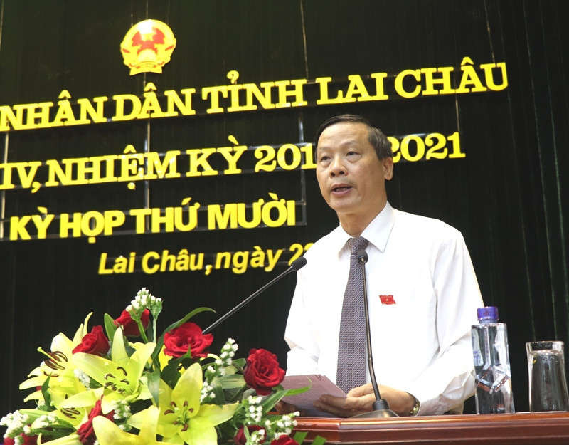 Ông Vũ Văn Hoàn, Phó Bí thư Thường trực Tỉnh ủy, Chủ tịch HĐND tỉnh khai mạc Kỳ họp.