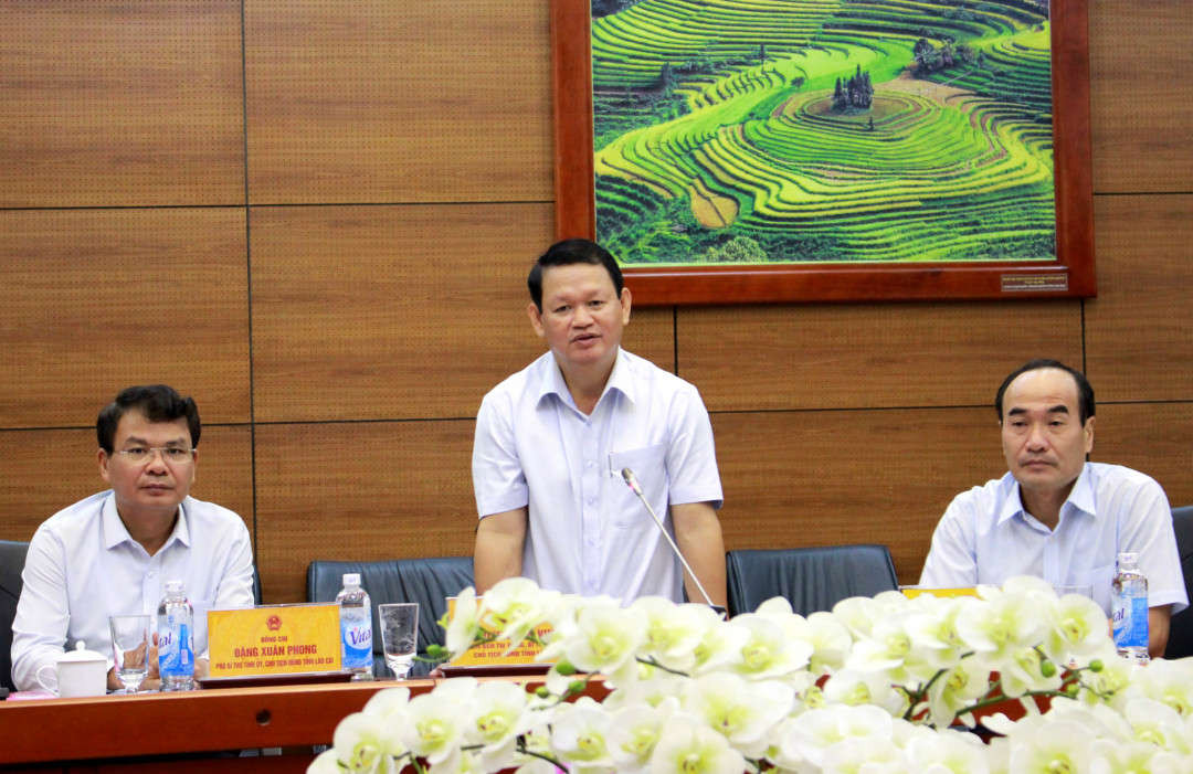 Đồng chí Nguyễn Văn Vịnh, Bí thư Tỉnh ủy Lào Cai, nêu các đề xuất kiến nghị của địa phương với Trung ương