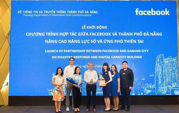 1. Facebook và TP. Đà Nẵng khởi động Chương trình hợp tác về nâng cao năng lực số và ứng phó thiên tai