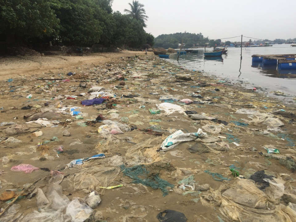Vùng cửa biển Sa Cần bị ô nhiễm nặng nề suốt 2 thập niên qua
