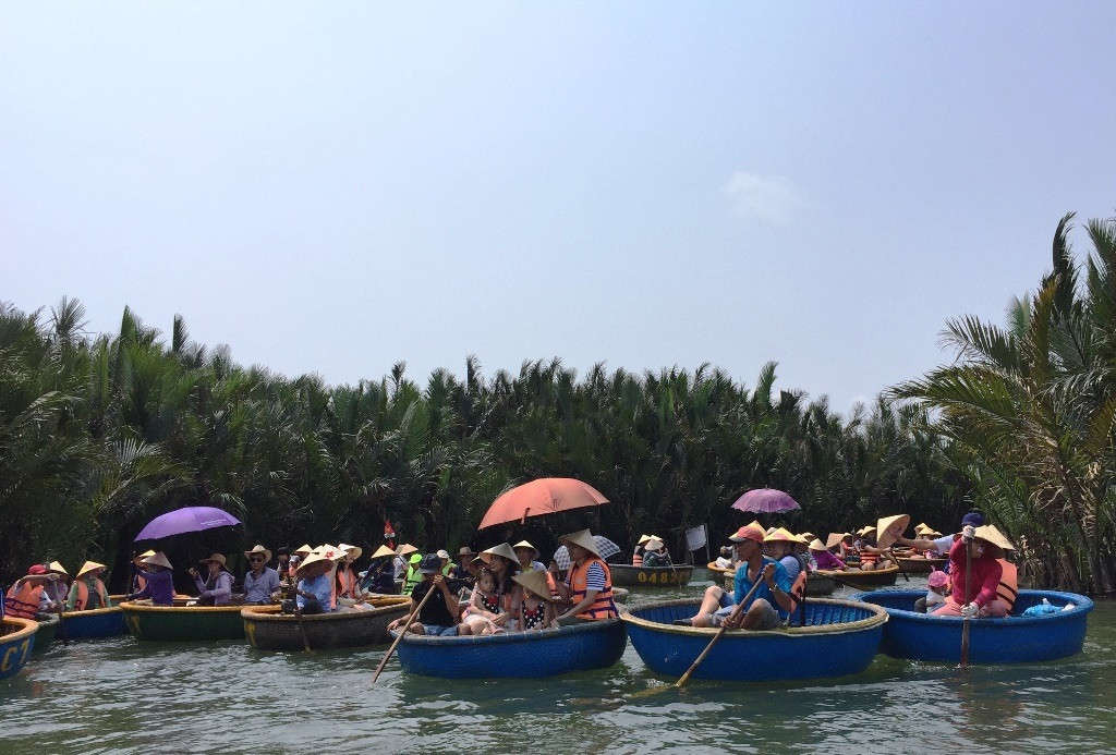Rừng dừa Bảy Mẫu thu hút ngày càng đông khách tham quan, du lịch 