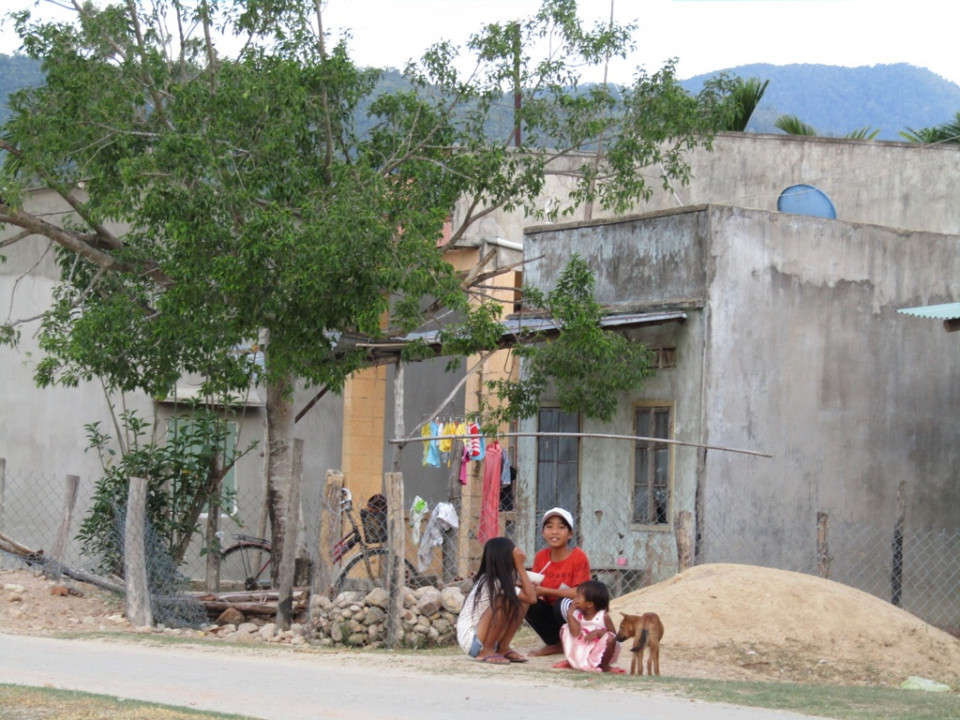 12.000 hộ dân các xã Canh Thuận, Canh Hiệp, Canh Hiển và thị trấn Vân Canh, huyện Vân Canh không có nước sạch sinh hoạt