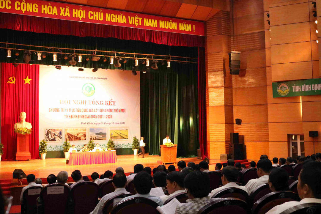 Quang cảnh Hội nghị tổng kết Chương trình mục tiêu quốc gia xây dựng nông thôn mới tỉnh Bình Định