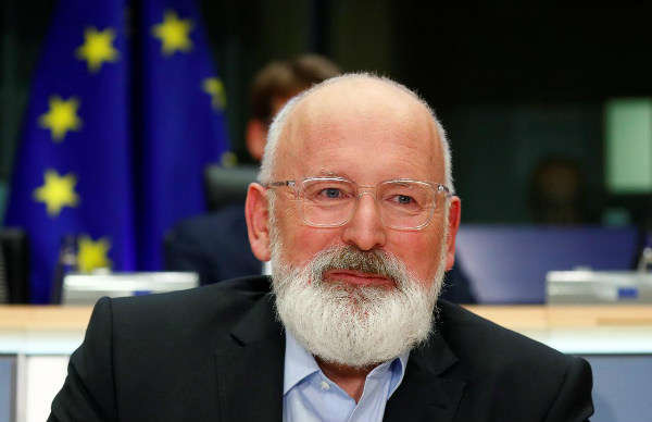 Uỷ viên châu Âu được chỉ định cho 'Thỏa thuận xanh châu Âu', Frans Timmermans tại phiên điều trần trước Nghị viện Châu Âu tại Brussels, Bỉ vào ngày 8/10/2019. Ảnh: REUTERS / Francois Lenoir