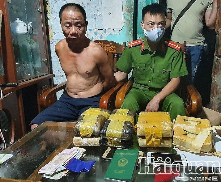 Điện Biên: Bắt ông trùm cùng 42.200 viên ma túy tổng hợp