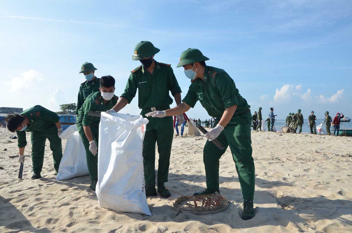 Hàng ngàn thanh niên Bà Rịa Vũng Tàu chung tay “Hãy làm sạch biển”