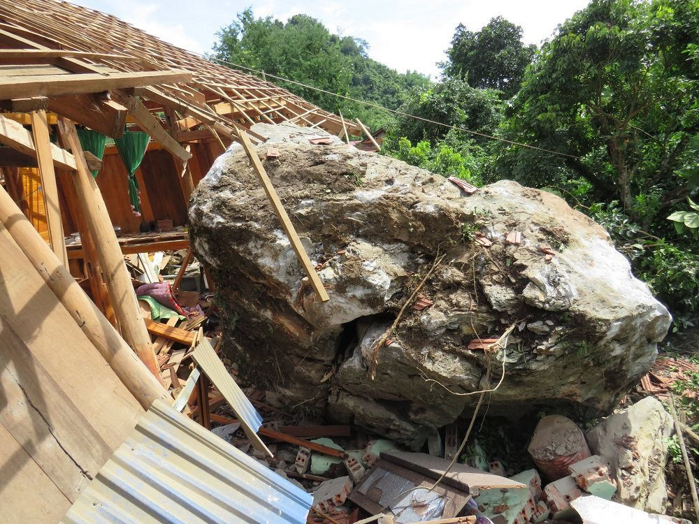 Sơn La: Tập trung khắc phục thiệt hại do đá lăn