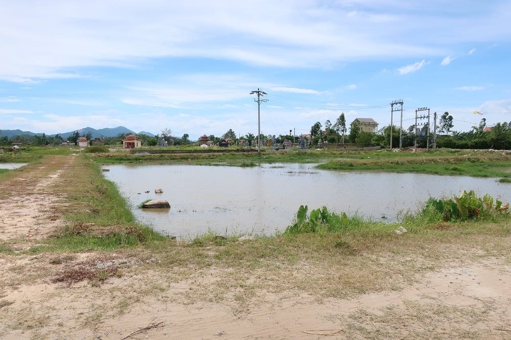 Tiếp bài “Vì sao dự án mở rộng nghĩa trang Hàng Vông bị “mắc cạn”: “Ì ạch” trong quá trình xử lý?