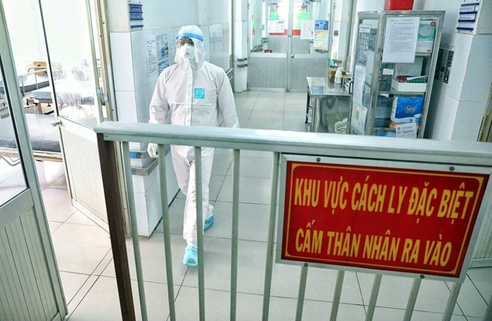 Thêm 7 trường hợp mắc COVID-19, Việt Nam có 983 ca