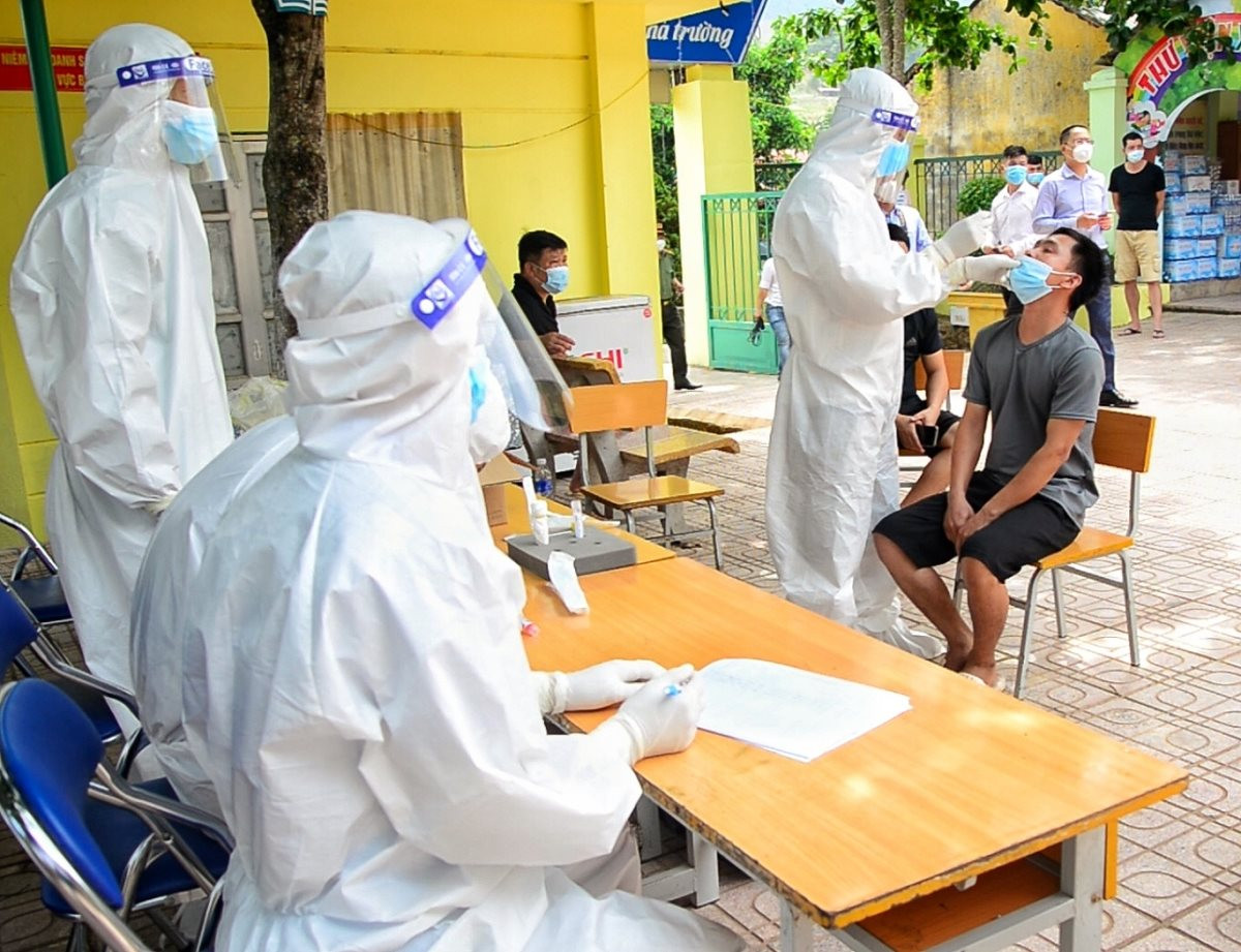 Điện Biên: Lấy 4.000 mẫu xét nghiệm tại tâm dịch Si Pa Phìn