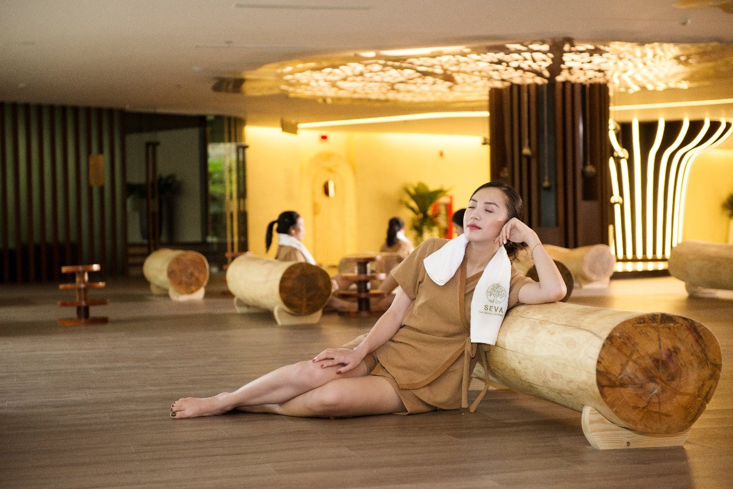 Bạn đã bao giờ trải nghiệm không gian Jjimjilbang thú vị tại Việt Nam chưa? Với các phòng xông hơi, massage và giải trí đa dạng, đây là nơi lý tưởng để thư giãn và tận hưởng cuộc sống hiện đại. Đến và khám phá ngay hôm nay!