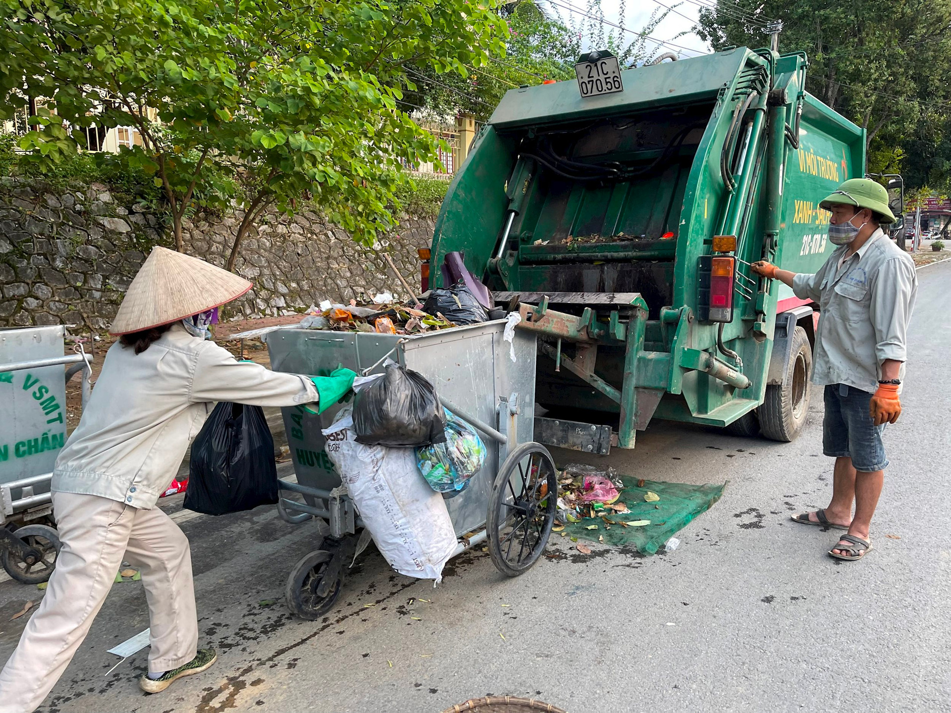 Phân loại rác trong trường học  Mô hình cần nhân rộng  Chương trình phối  hợp  Uỷ ban Trung ương Mặt trận Tổ quốc Việt Nam
